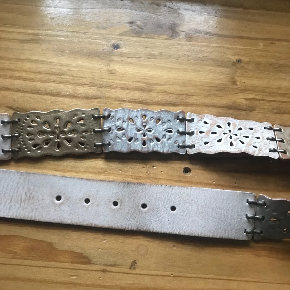 ❌sold❌ Fossil genuine leather belt - Picture 5 of 5